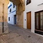 La Torre Del Portillo * קורדובה